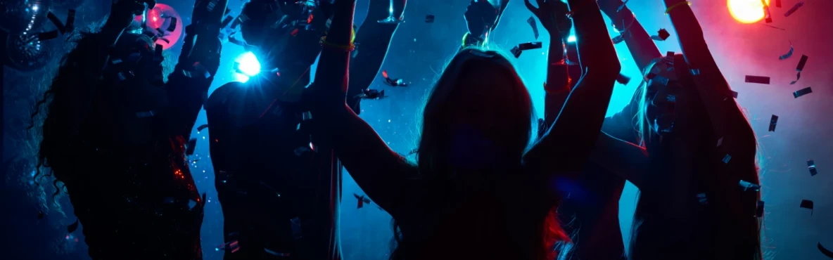 Best Nightlife in Harbor City: Top Bars, Lounges & Late-Night Spots